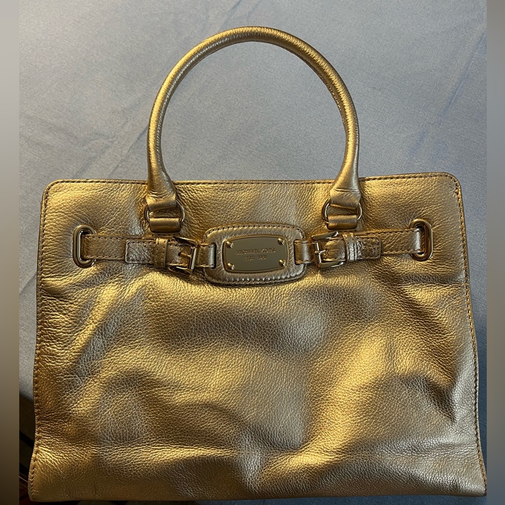 Michael Kors Hamilton pale gold tote/ shoulder bag, buttery soft, Excellent cond